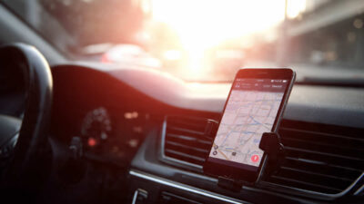 besplatna navigacija bez interneta offline auto aplikacije gps mobilni internet vozač herewego mapsme googlemaps