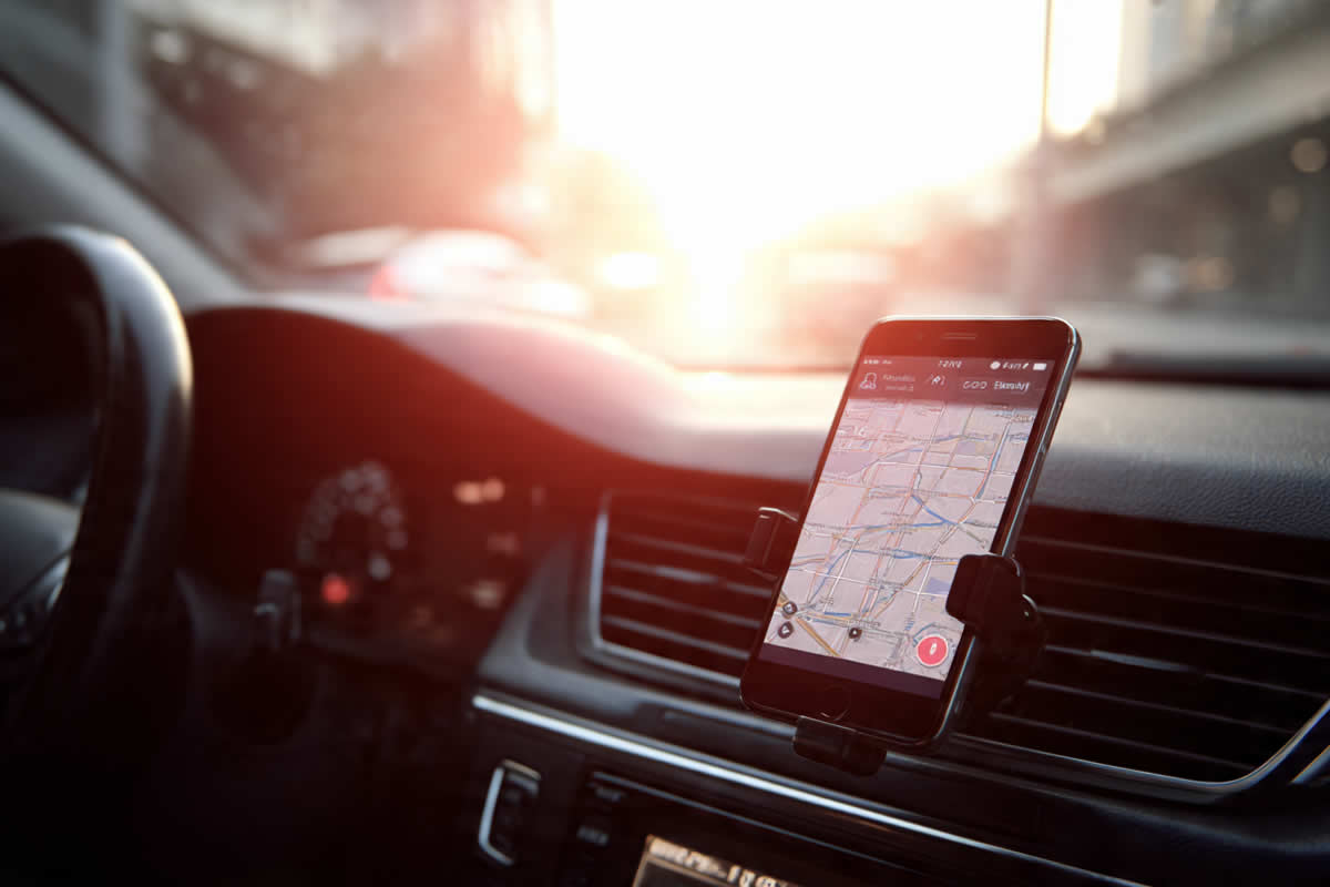besplatna navigacija bez interneta offline auto aplikacije gps mobilni internet vozač herewego mapsme googlemaps