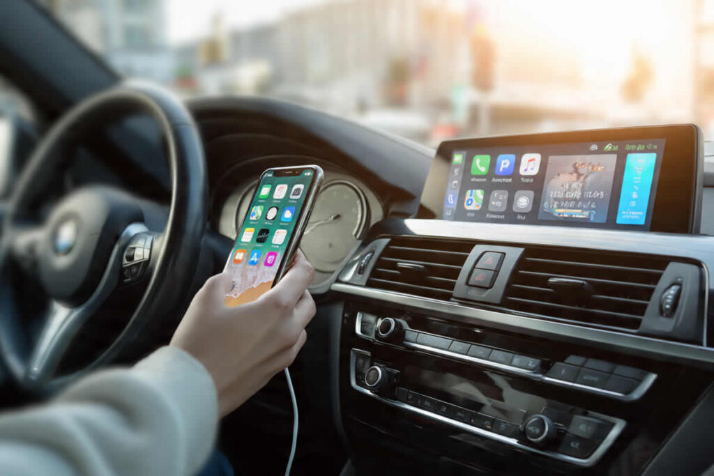 kako povezati telefon sa autom android apple carplay bluetooth usb aux kabel iphone siri mobitel golf samsung xiaomi infotainment konzola