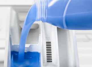 Nikako puna pregrada, ova količina je najbolja: Koliko omekšivača treba dodati u mašinu za veš kada peremo odeću?